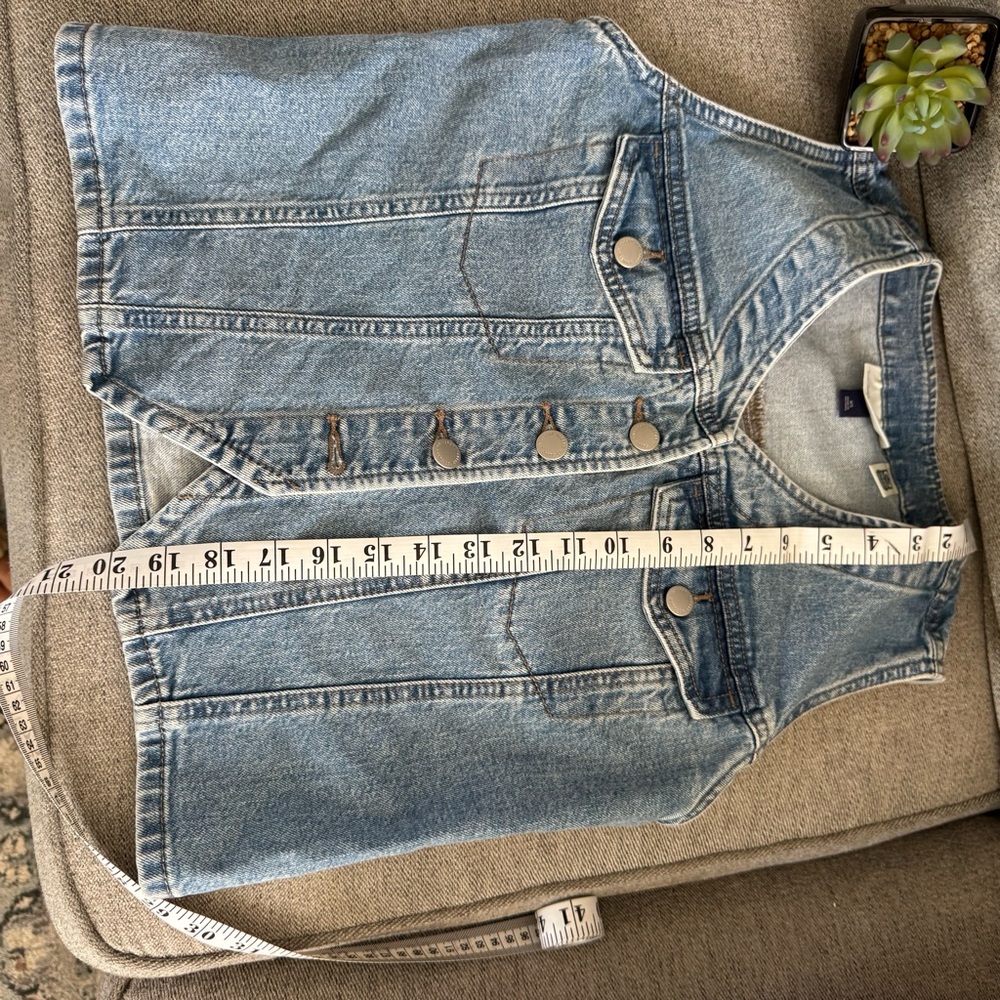 Universal Thread Blue Denim Vest - Picture 3 of 5